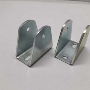 VW T2B Beugel hefdak uitzetbeugel onder.