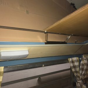 VW T2A Westfalia hemel zijstrook panelen voor in het kampeer gedeelte.